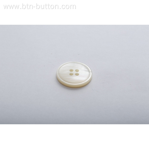 White butterfly shell buttons